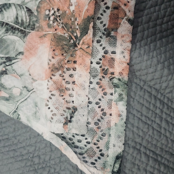 Top - Picture 10 of 12